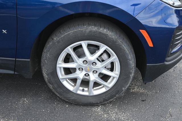 Used 2022 Chevrolet Equinox LS AWD/4WD image 17