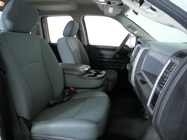 Used 2020 RAM 1500 Tradesman w/ Chrome Appearance Group AWD/4WD image 13