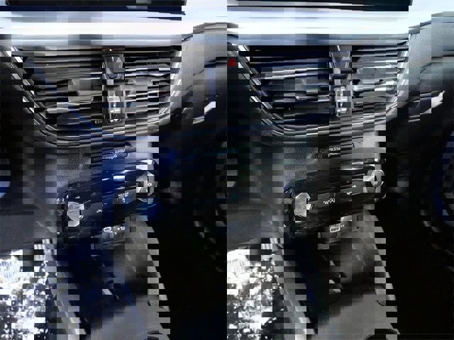 Certified 2025 Ford Escape Platinum image 18