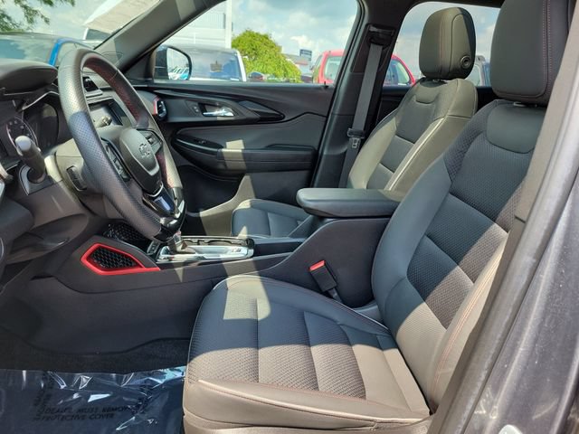 Used 2021 Chevrolet TrailBlazer RS w/ Sun and Liftgate Package AWD/4WD image 23