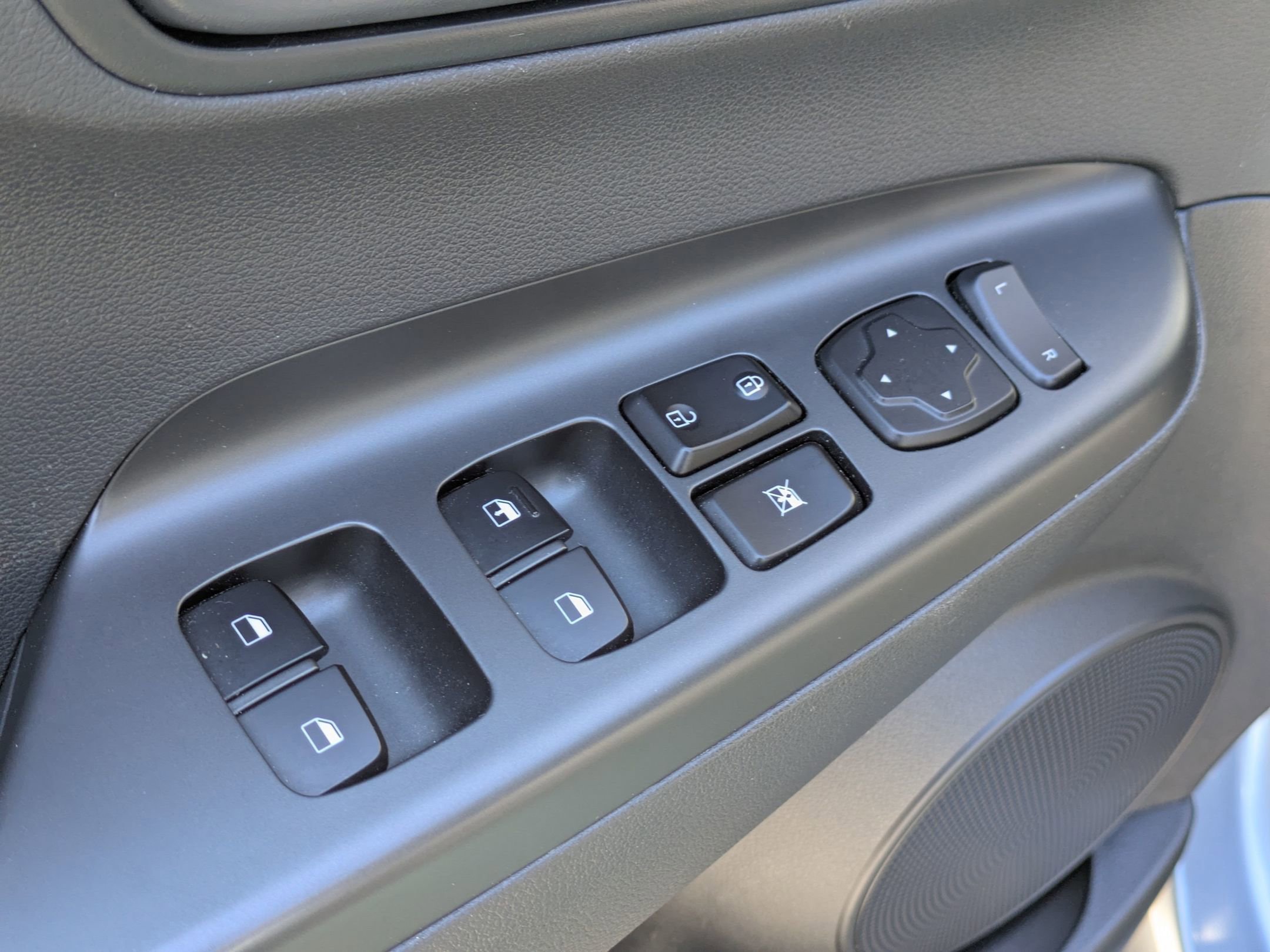 Used 2019 Hyundai Kona SE image 11