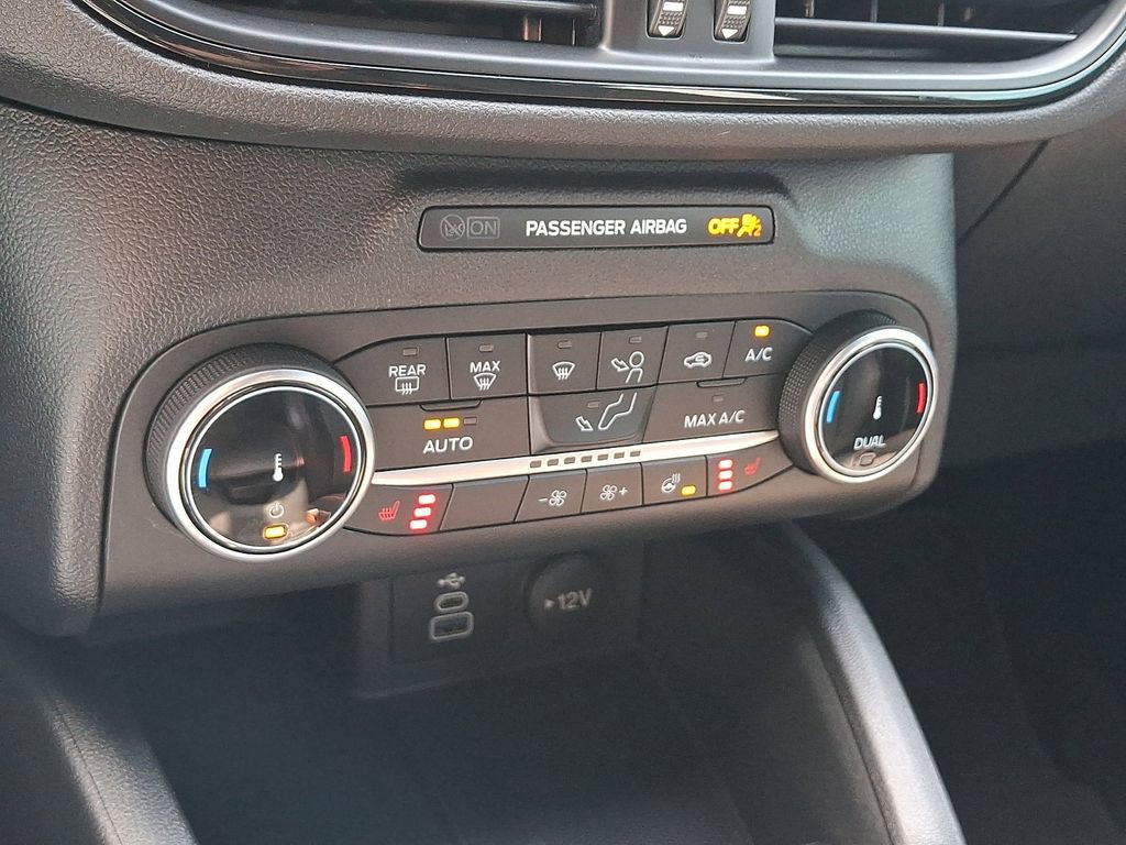 Certified 2024 Ford Escape ST-Line Select AWD/4WD image 15