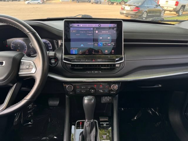 Used 2022 Jeep Compass High Altitude AWD/4WD image 2