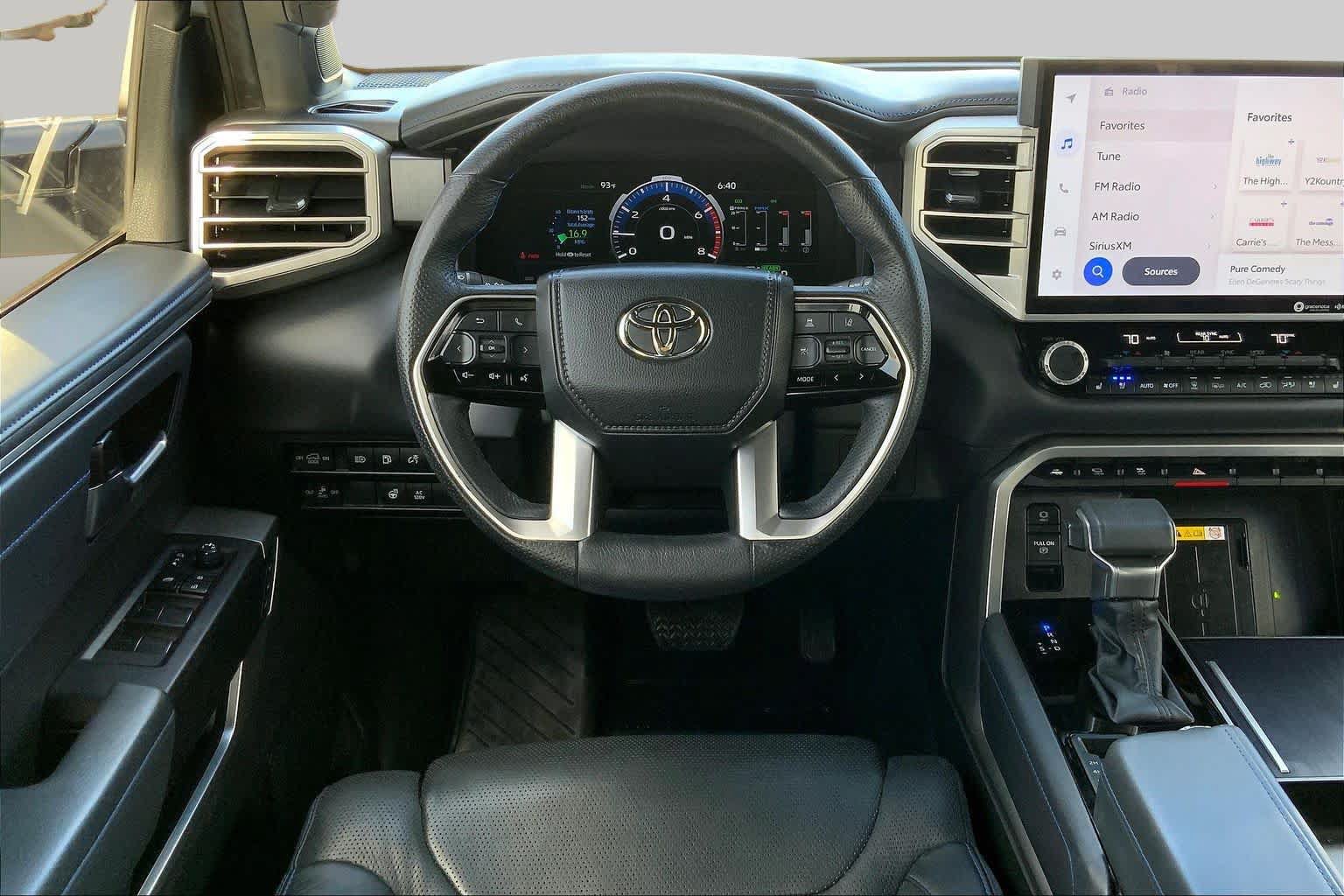 Used 2023 Toyota Sequoia Platinum AWD/4WD image 6
