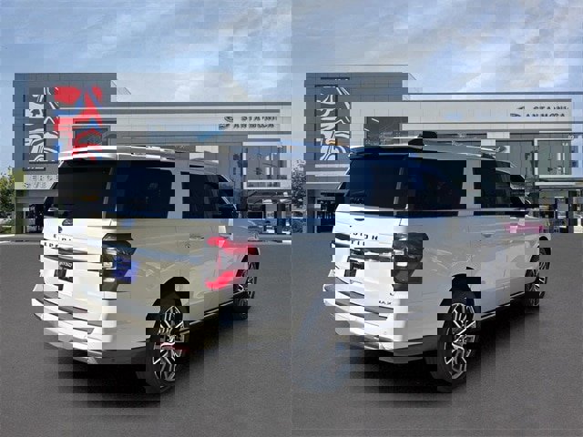 Certified 2022 Ford Expedition Max Limited image 3