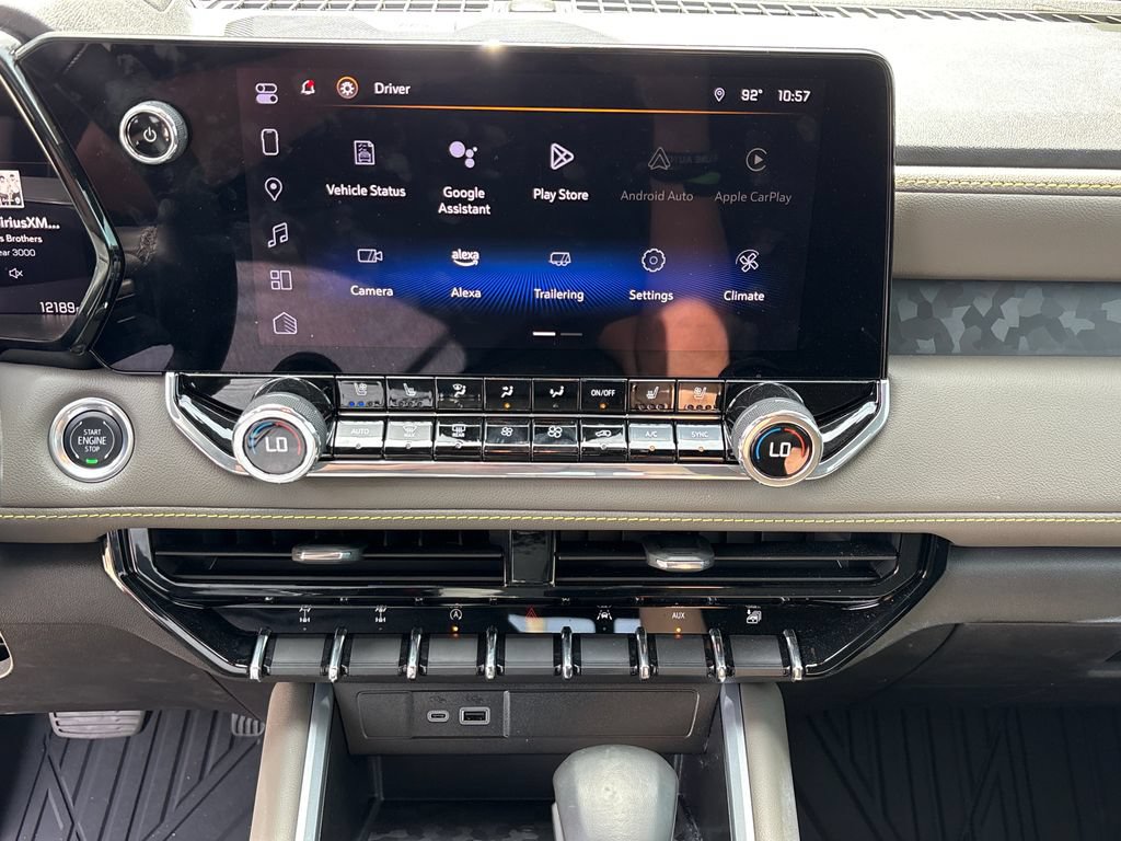 Used 2024 Chevrolet Colorado ZR2 w/ ZR2 Convenience Package III AWD/4WD image 23