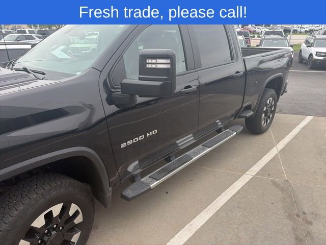 Used 2020 Chevrolet Silverado 2500 Custom w/ Custom Value Package AWD/4WD image 1