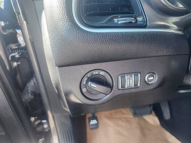 Used 2020 Dodge Challenger SXT RWD image 21