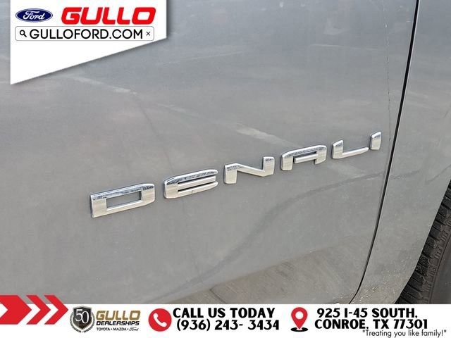 Used 2022 GMC Yukon XL Denali RWD image 32