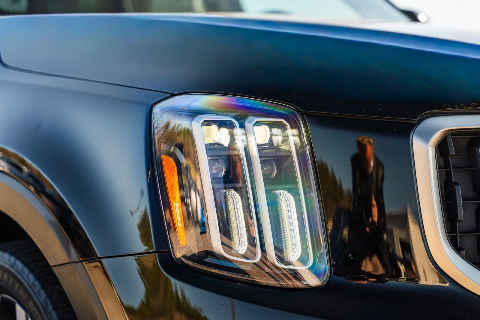 Used 2023 Kia Telluride EX w/ EX Captain's Chair Package image 10