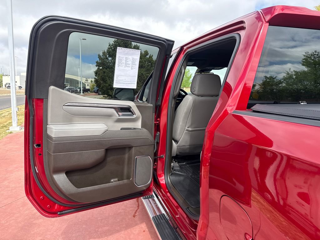 Used 2026 Chevrolet Silverado 1500 LTZ w/ LTZ Convenience Package II AWD/4WD image 20