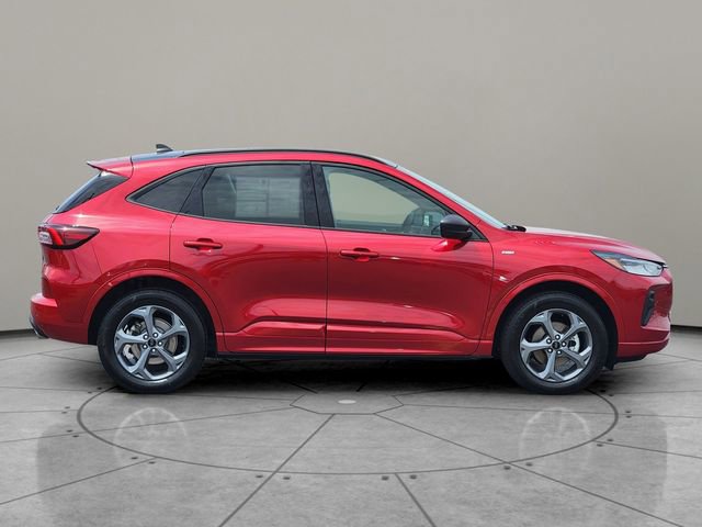 Certified 2023 Ford Escape ST-Line w/ Tech Pack #1 AWD/4WD image 13