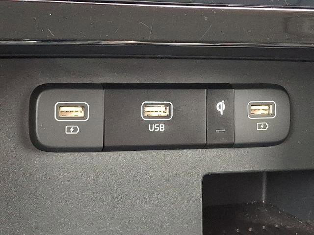 Used 2024 Kia Carnival SX image 24