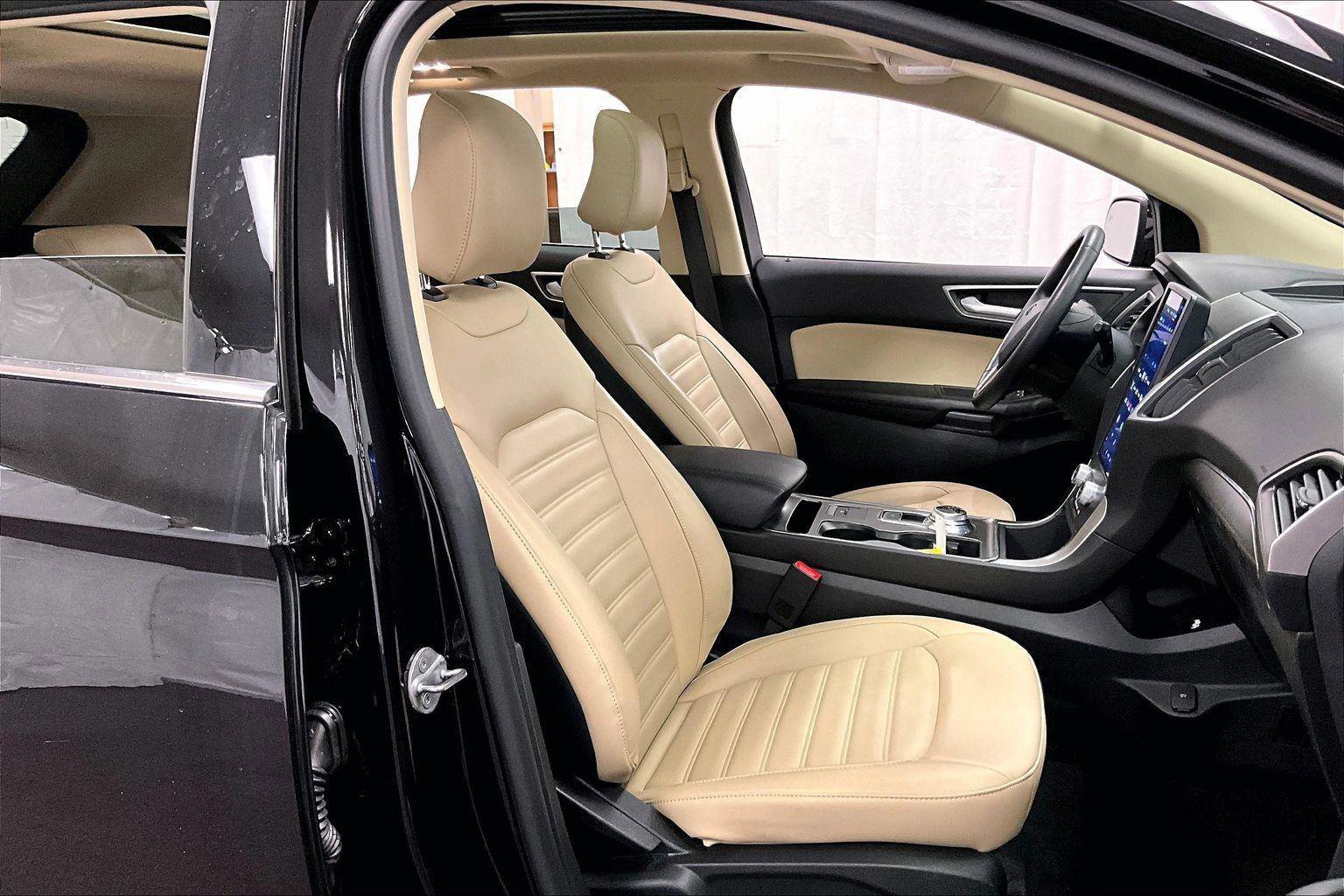 Certified 2022 Ford Edge SEL w/ Convenience Package image 9