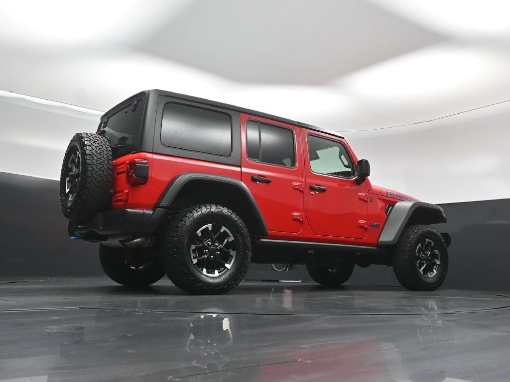 Used 2025 Jeep Wrangler Unlimited Rubicon 4xe w/ Safety Group AWD/4WD image 44