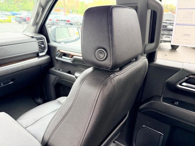 Used 2024 GMC Sierra 1500 SLT image 29