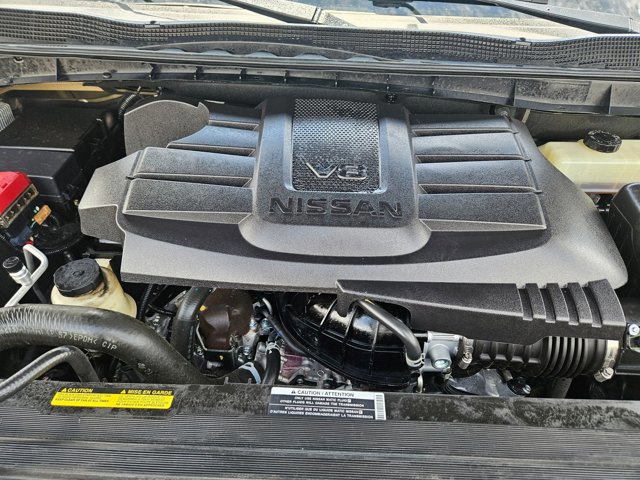 Used 2021 Nissan Titan SV w/ SV Convenience Package image 23