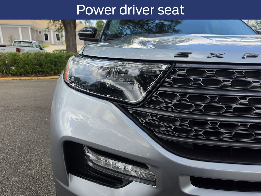 Certified 2022 Ford Explorer XLT w/ Equipment Group 202A RWD image 14