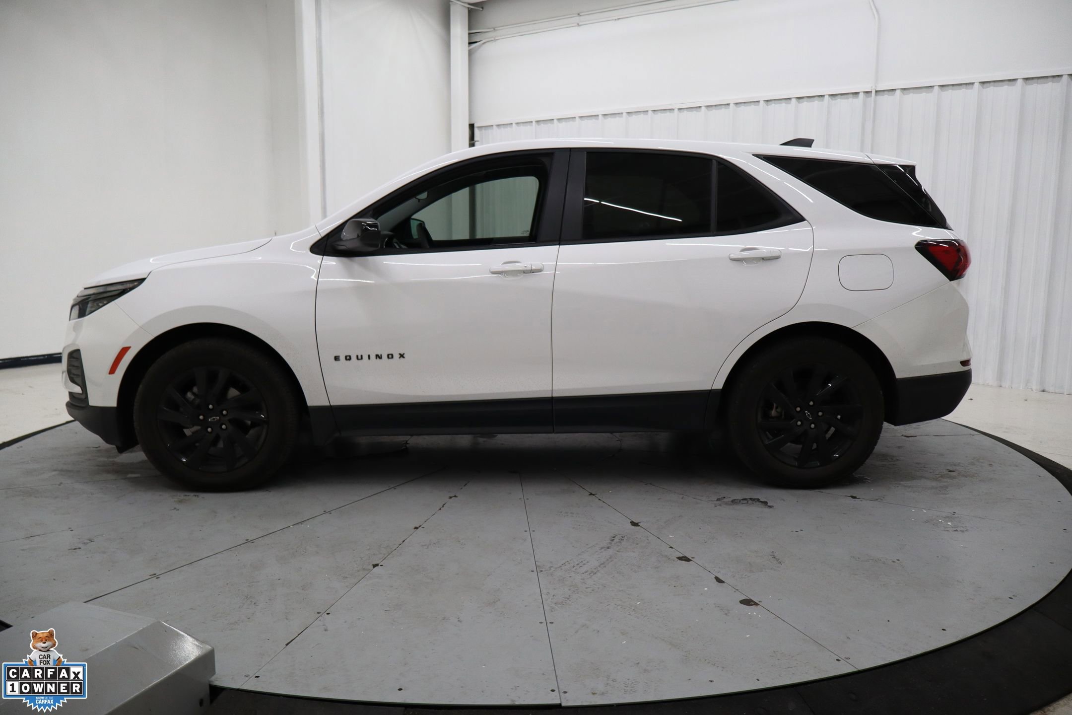 Used 2023 Chevrolet Equinox LS w/ LS Convenience Package image 9