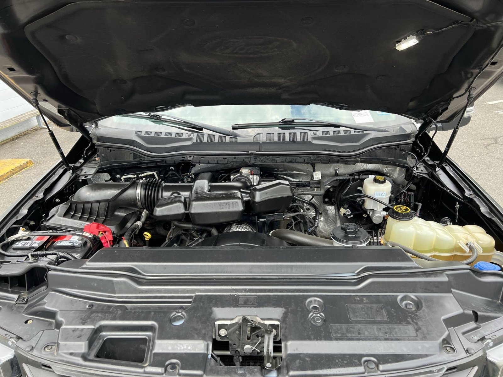Certified 2019 Ford F250 Lariat w/ Lariat Ultimate Package AWD/4WD image 27