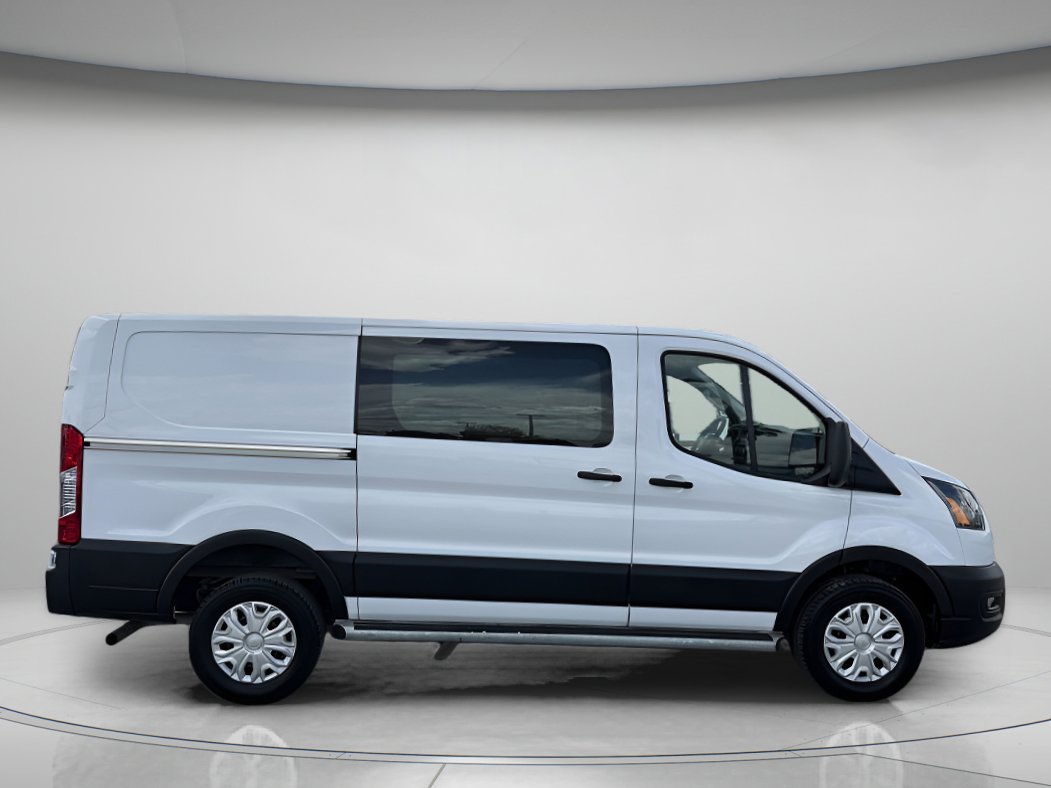 Certified 2025 Ford Transit 250 Low Roof w/ Exterior Upgrade Package RWD image 2