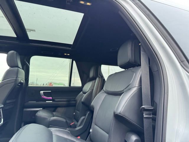 Certified 2025 Ford Expedition Max Platinum w/ Stealth Performance Package image 17