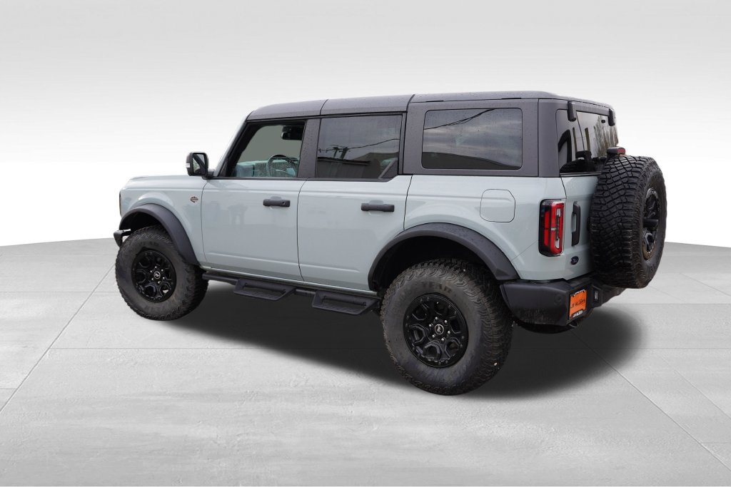 Certified 2024 Ford Bronco Wildtrak AWD/4WD image 9
