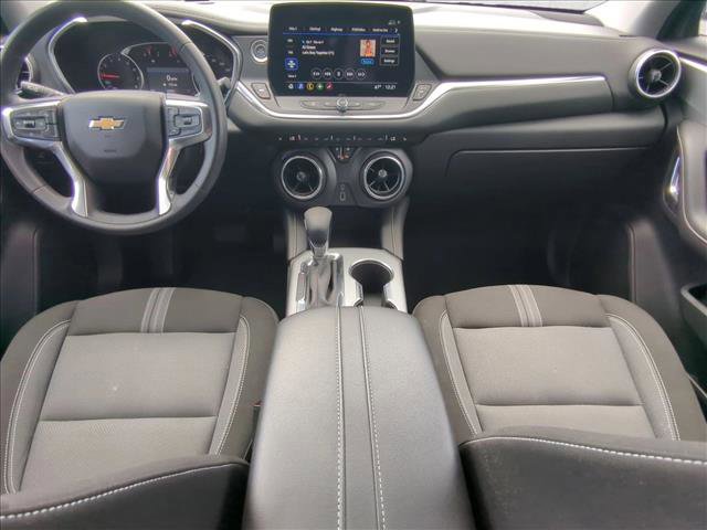 Used 2025 Chevrolet Blazer LT image 16
