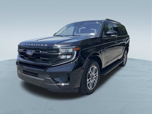 Certified 2025 Ford Expedition Active AWD/4WD image 9