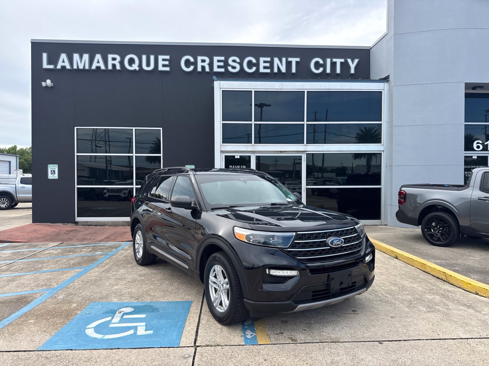 Certified 2023 Ford Explorer XLT w/ Equipment Group 202A