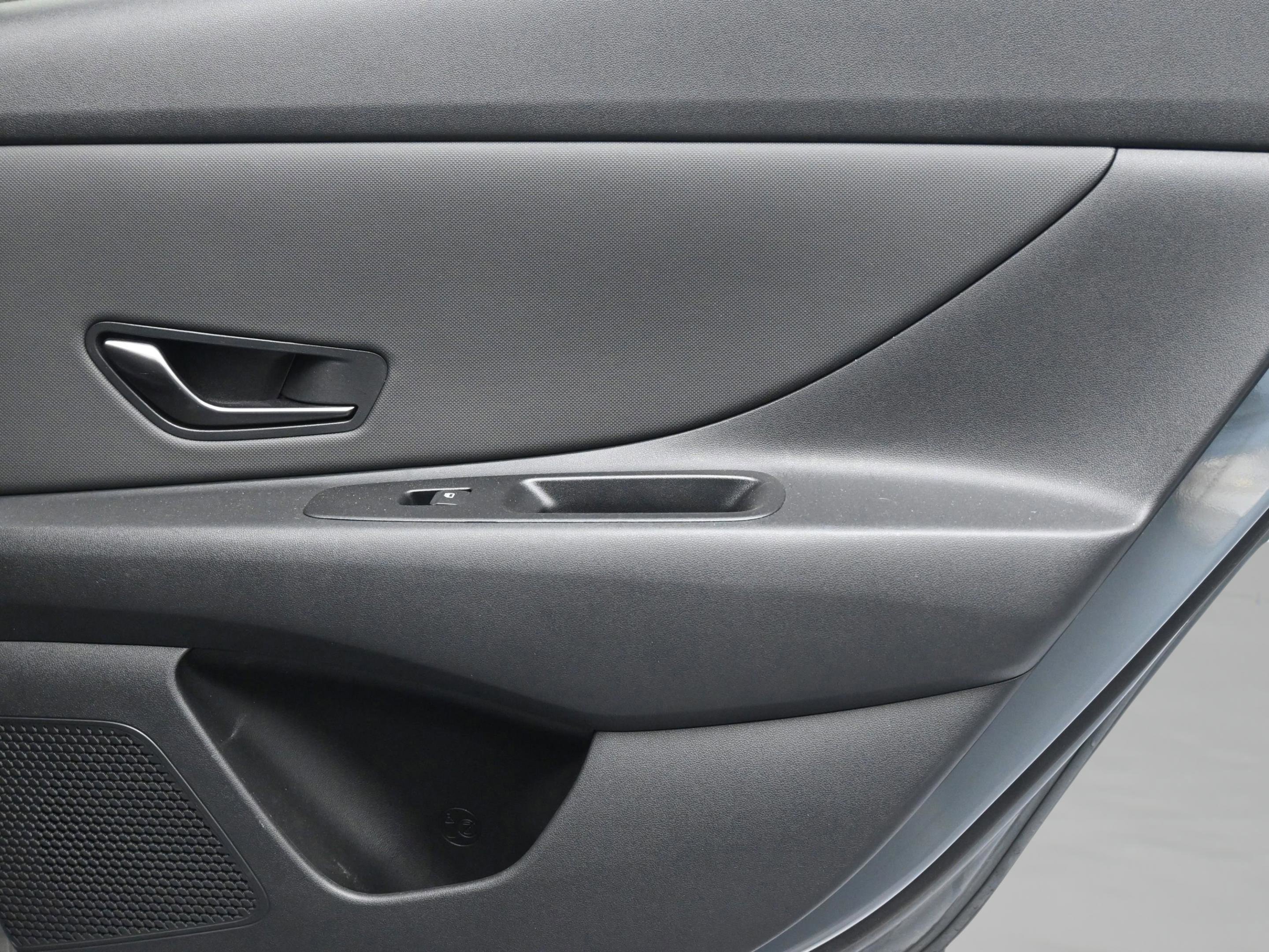 Used 2023 Hyundai Elantra N Line image 32