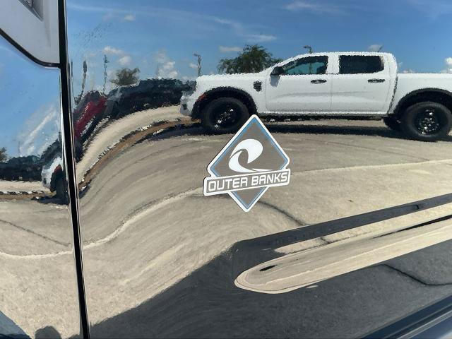 Certified 2023 Ford Bronco Sport Outer Banks w/ Tech Package AWD/4WD image 12