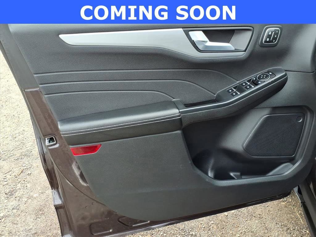 Certified 2023 Ford Escape Platinum image 13