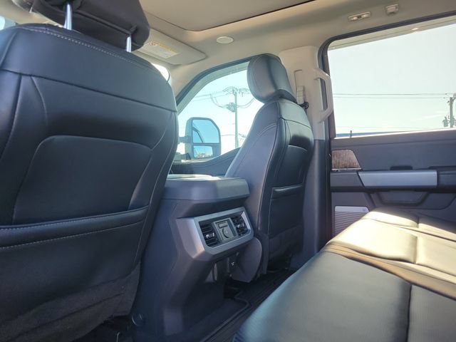 Certified 2024 Ford F250 Lariat w/ Lariat Ultimate Package AWD/4WD image 16