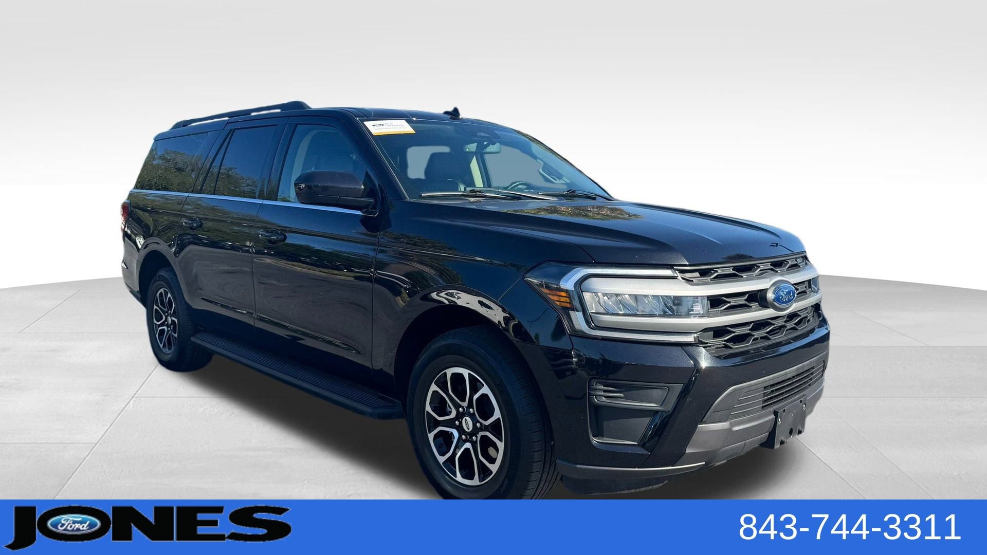 Certified 2024 Ford Expedition Max XLT image 1