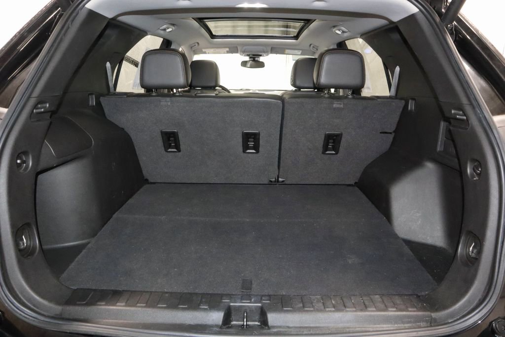 Used 2022 Chevrolet Equinox Premier FWD image 14