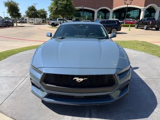 Certified 2025 Ford Mustang Coupe RWD image 2