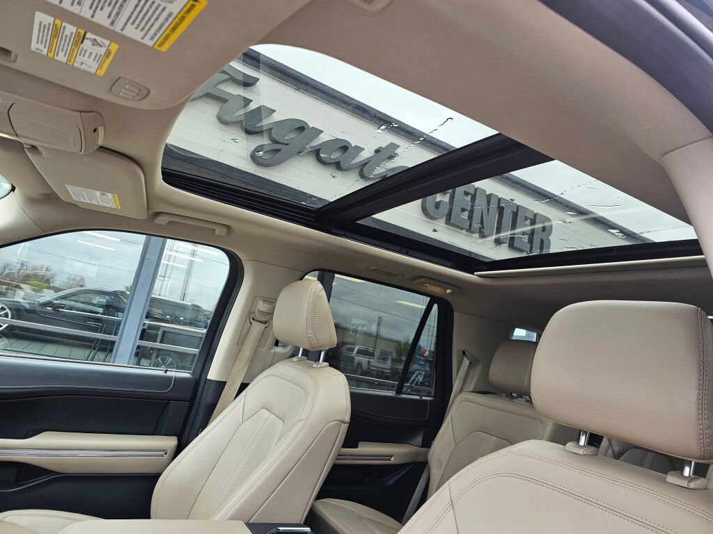 Certified 2024 Ford Expedition Limited AWD/4WD image 20