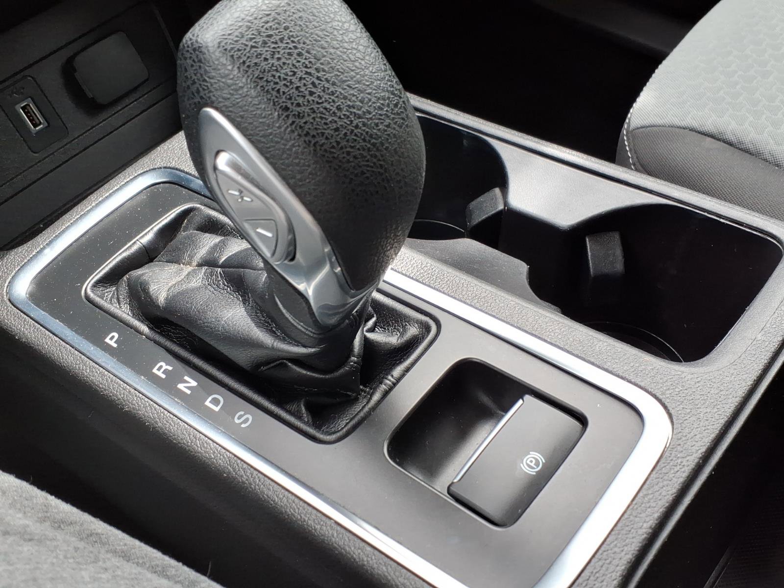 Certified 2019 Ford Escape SE FWD image 21