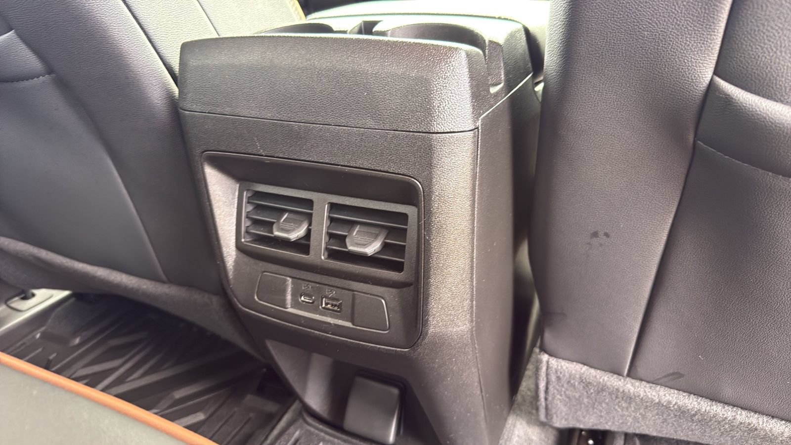 Used 2024 GMC Canyon AT4 w/ AT4 Premium Package AWD/4WD image 27