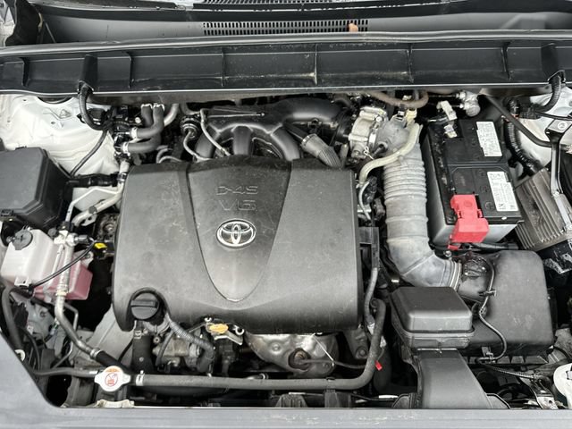 Used 2021 Toyota Highlander XSE FWD image 28