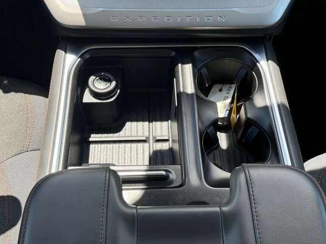 Certified 2025 Ford Expedition Max Active AWD/4WD image 27