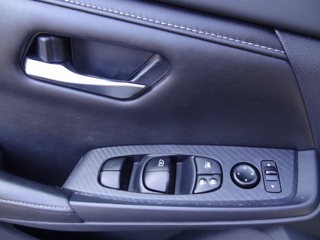 Used 2023 Nissan Sentra SV image 8