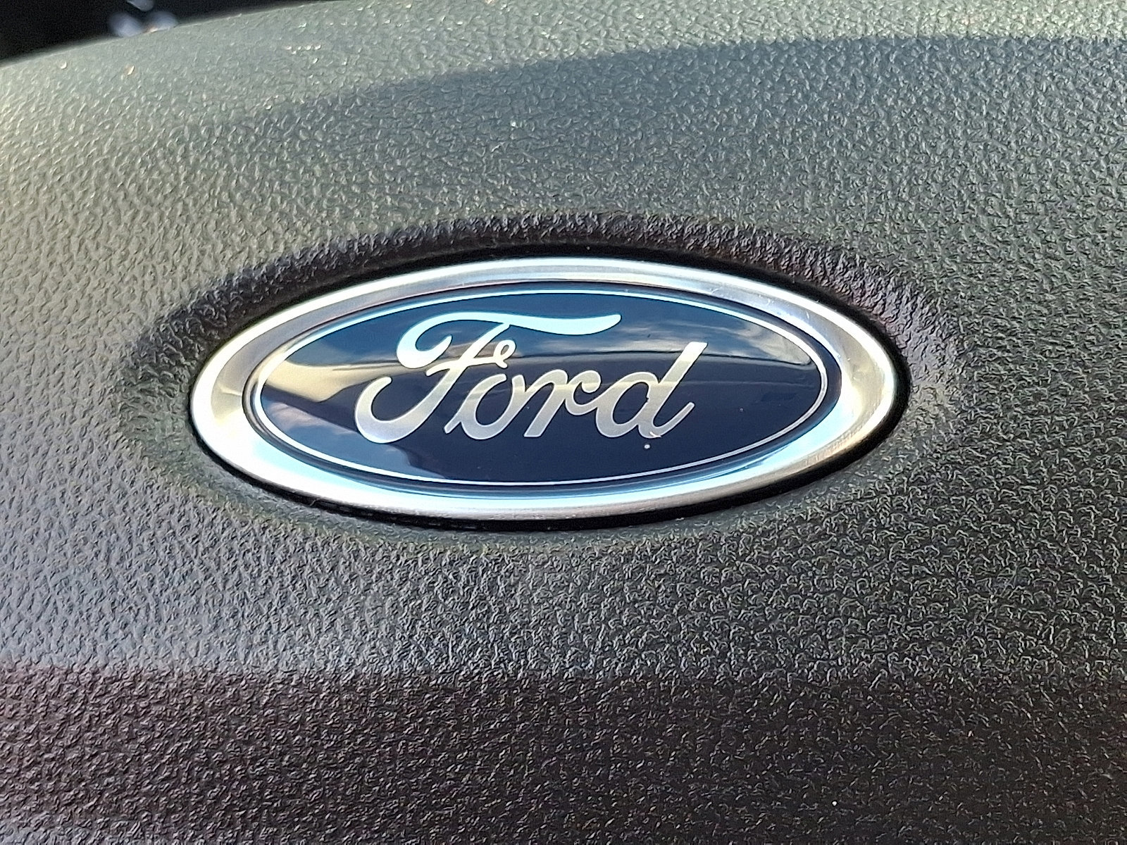 Certified 2022 Ford Escape SEL image 25