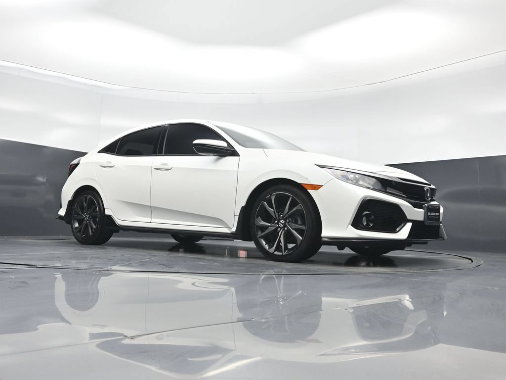 Used 2019 Honda Civic Sport image 2