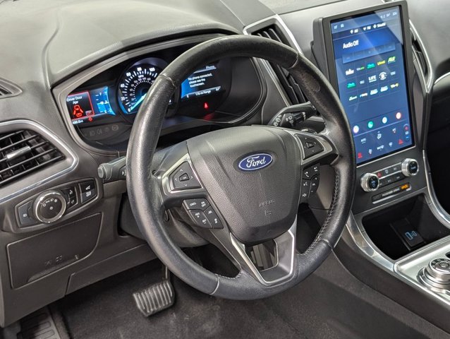 Certified 2023 Ford Edge Titanium w/ Equipment Group 301A AWD/4WD image 9