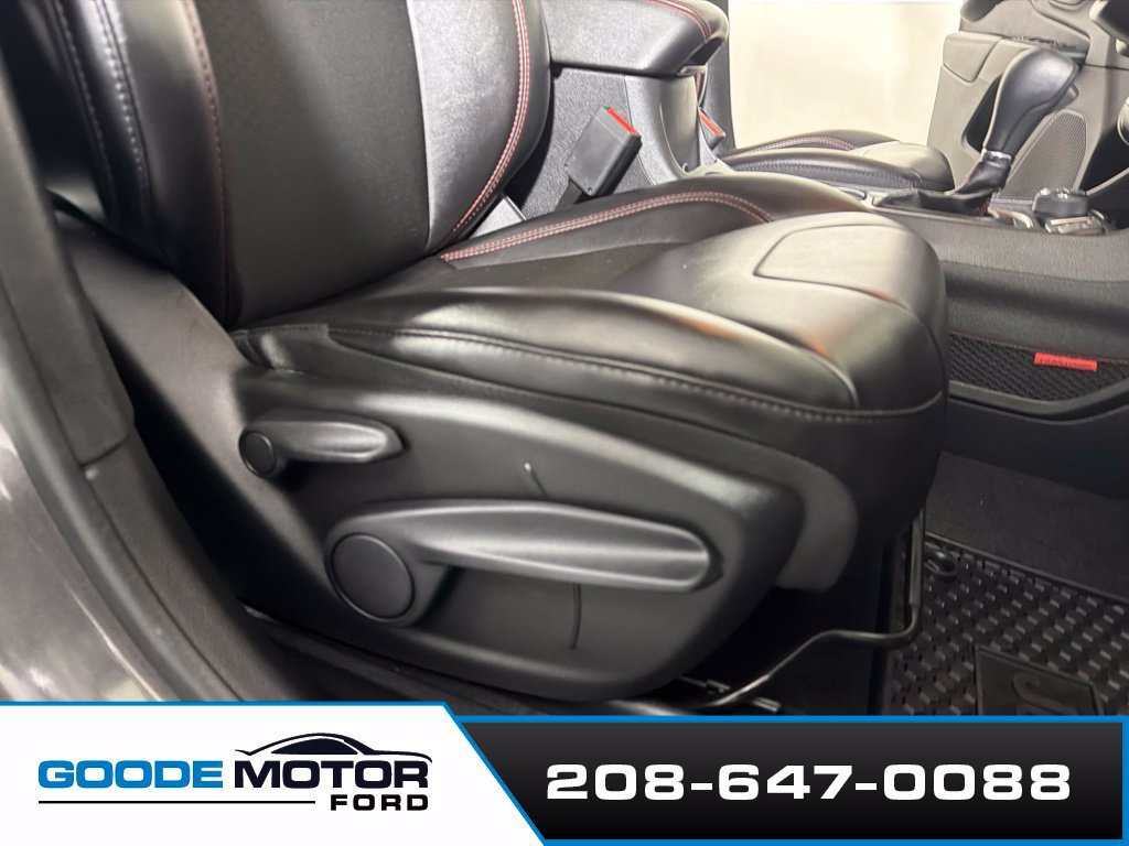Used 2021 Jeep Cherokee Trailhawk AWD/4WD image 24