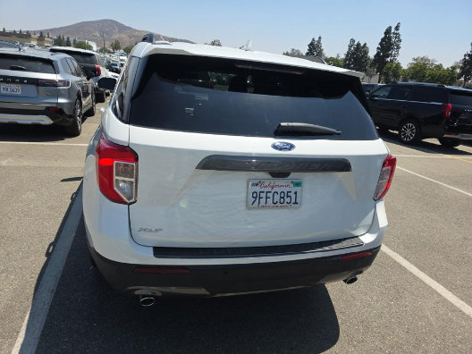 Certified 2023 Ford Explorer XLT w/ Equipment Group 202A RWD image 5