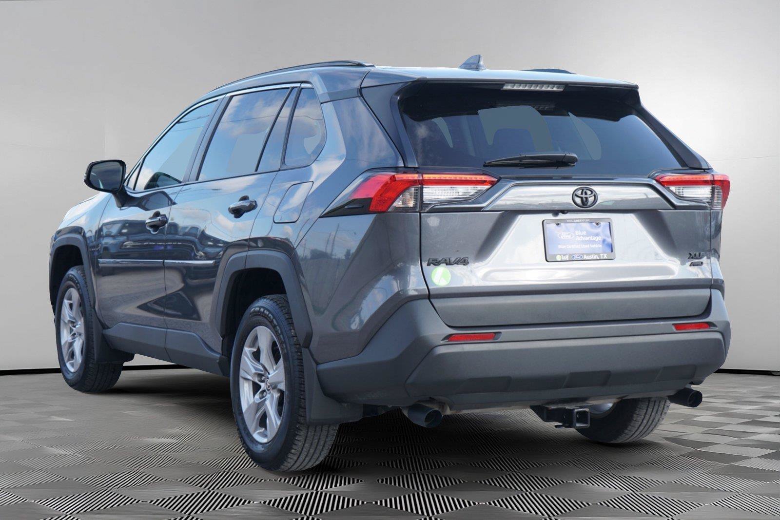Used 2025 Toyota RAV4 XLE w/ Weather Package AWD/4WD image 6