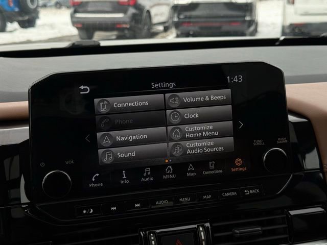 Used 2023 Nissan Pathfinder Platinum w/ Cargo Package image 39